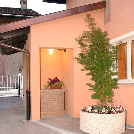 Agata 2* Biella